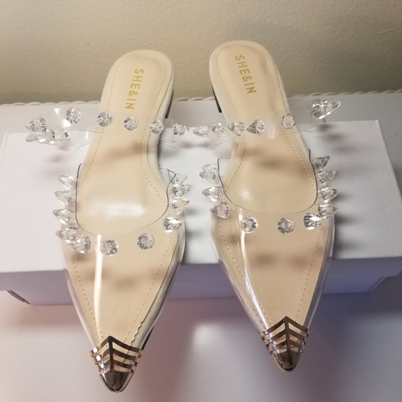 SHE & IN Shoes - SOPHISTICATED MULE NWOT WBOX